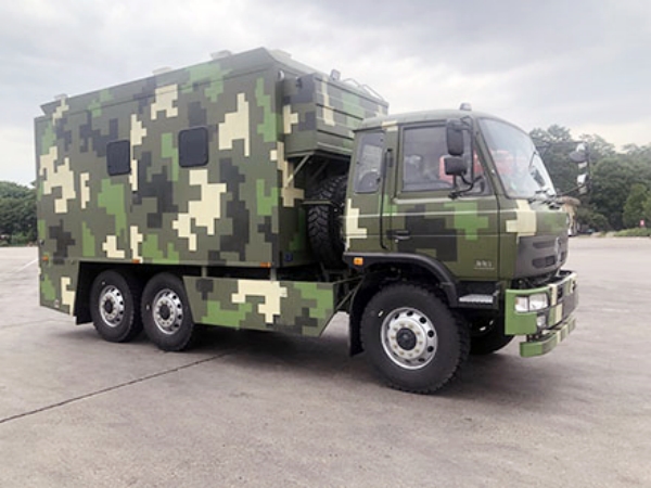 Dongfeng 6x6 military cooking vehicle
