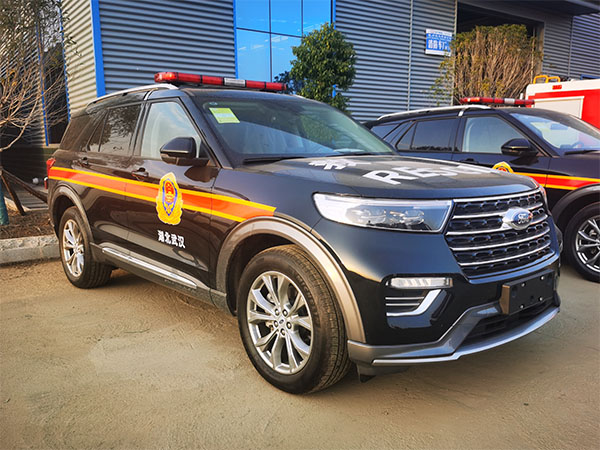 Ford SUV 4X4 Command Vehicle