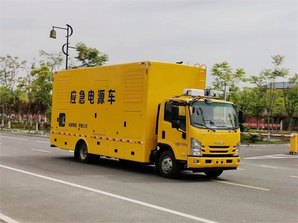 Isuzu 100kw-200kw power supply vehicle