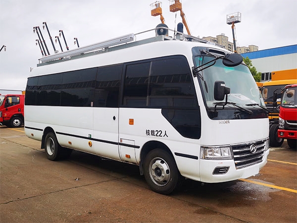 Hagrid Mid-bus Communication Command Vehicle 