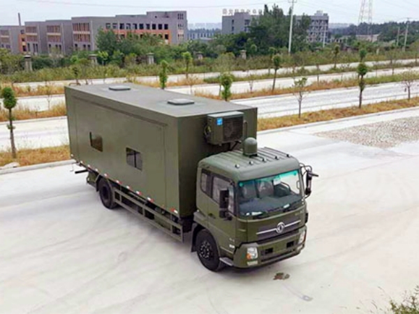 Dongfeng Tianjin 24 person military camping vehicle