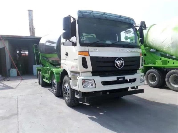 Foton Auman lightweight 12-14m³ mixer truck