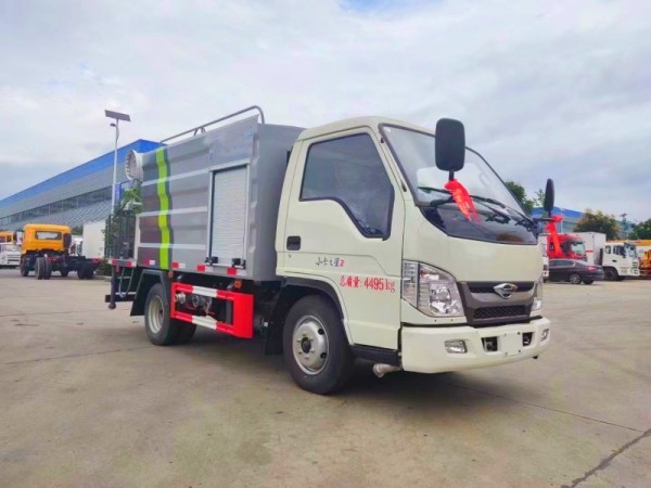 Foton H2 4X2 dust suppression vehicle