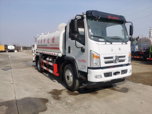 Dongfeng H3 4X2 Green Sprinkler Truck