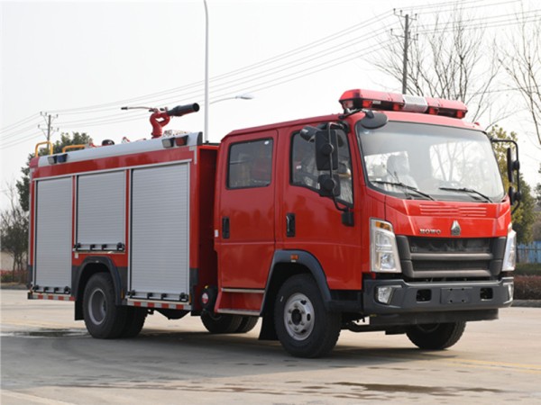4x2 HOWO light truck 4t foam fire truck