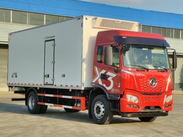 Dongfeng Changxing X3 new refrigerated truck