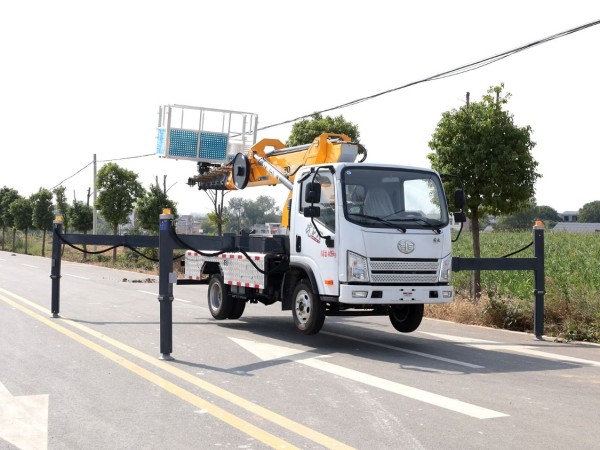 JiefangVR 28m aerial work truck
