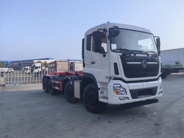 Dongfeng Tianlong 8X4 hook arm garbage truck 