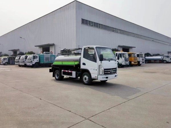 KAMA K1 4X2 fecal suction truck